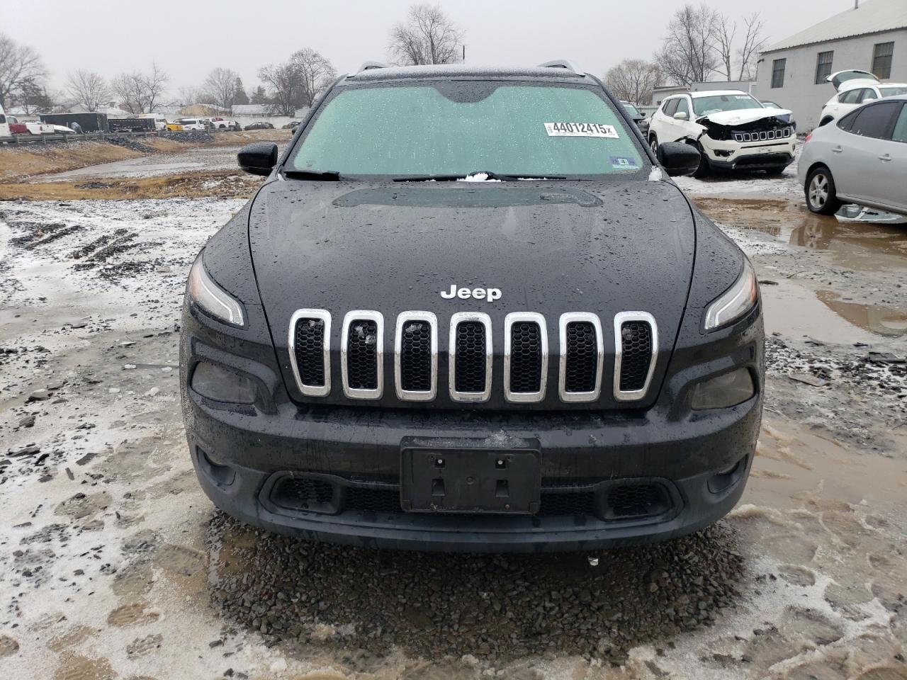 2016 Jeep Grand Cherokee VIN 1C4PJMCB5GW318686 Copart auction photo, side damage thumbnail 5