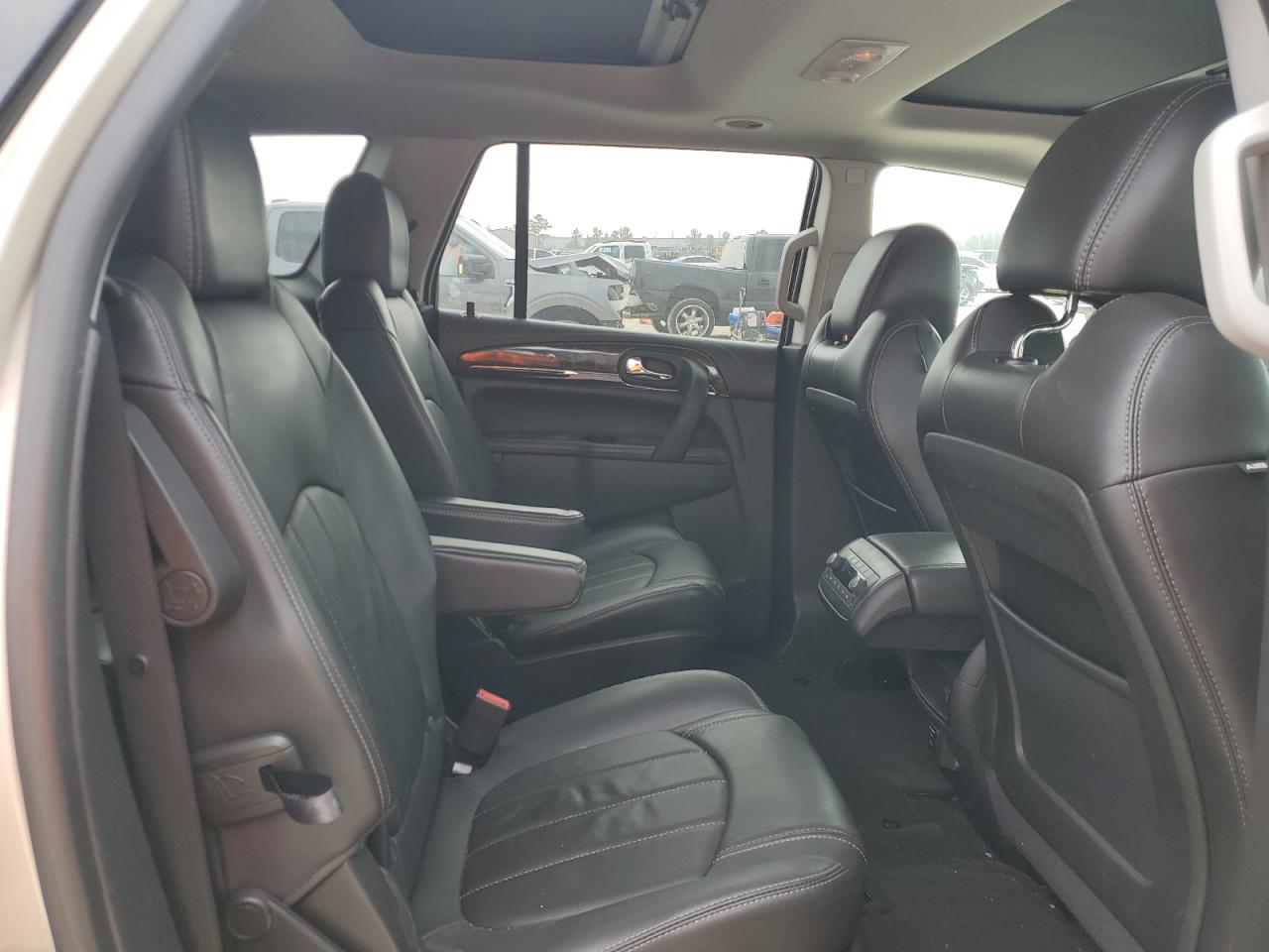 2016 Buick Enclave VIN 5GAKRBKDXGJ107539 Copart auction photo, front end / minor dent/scratches damage thumbnail 11