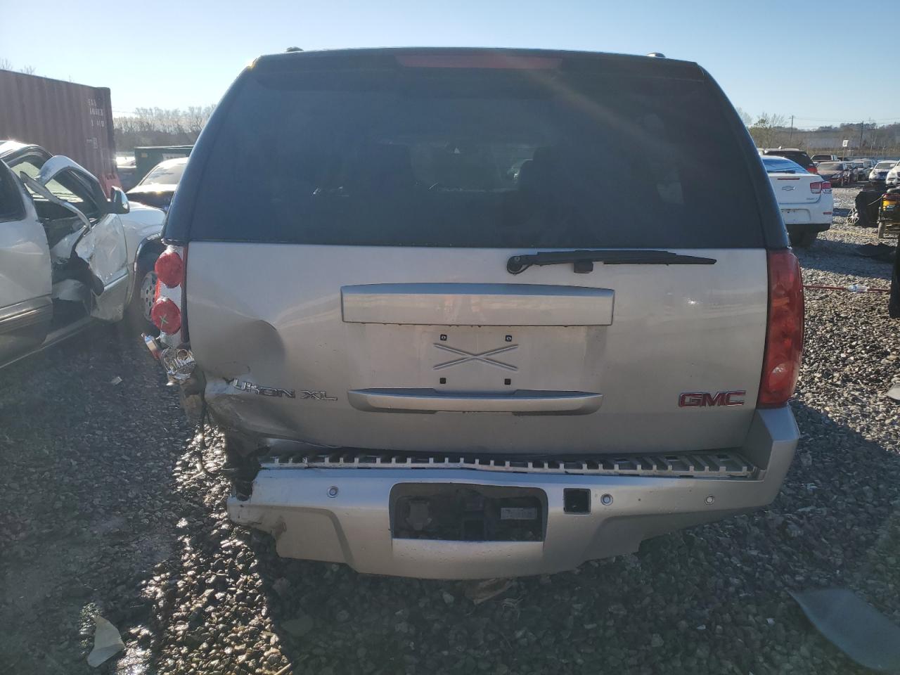 2007 GMC Yukon VIN 1GKFC16J77J256006 Copart auction photo, rear end damage thumbnail 6