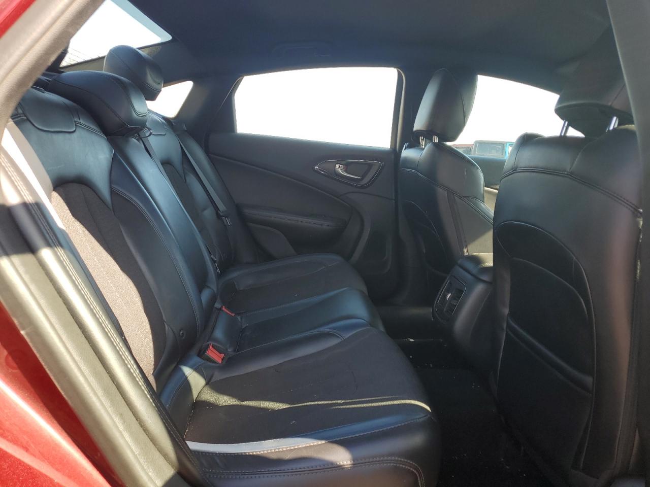 2015 Chrysler 200 VIN 1C3CCCBB6FN566037 Copart auction photo, front end damage thumbnail 10