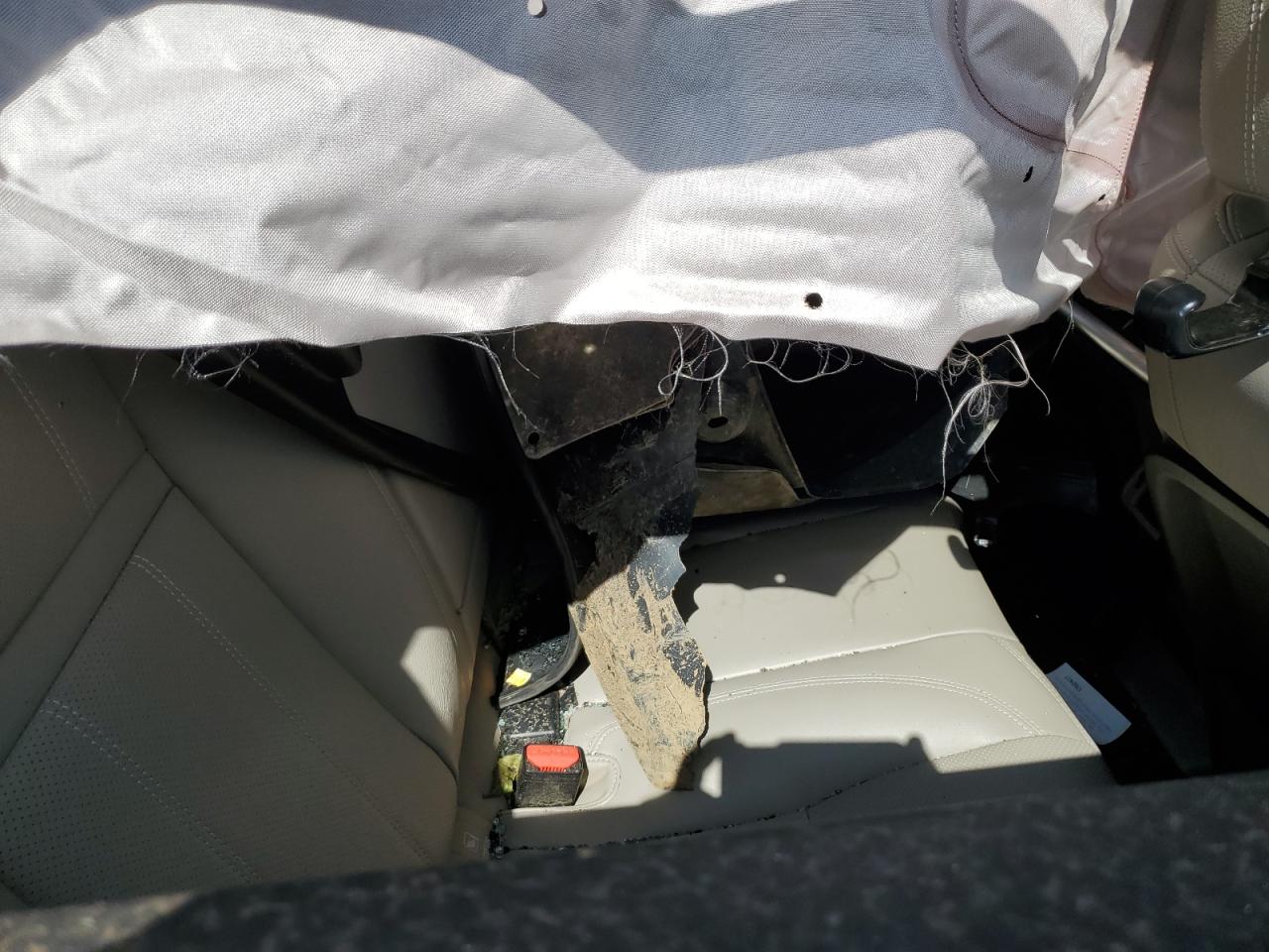 2020 Land Rover Range Rover VIN SALYK2FV9LA279211 Copart auction photo, all over damage thumbnail 11