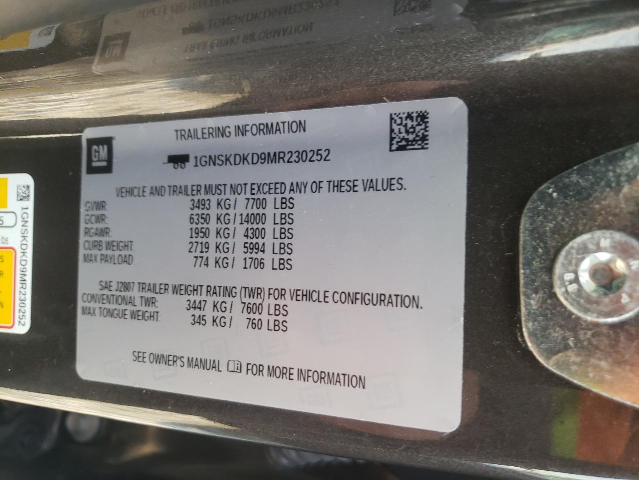 2021 Chevrolet Suburban VIN 1GNSKDKD9MR230252 Copart auction photo, rear end / side damage thumbnail 13