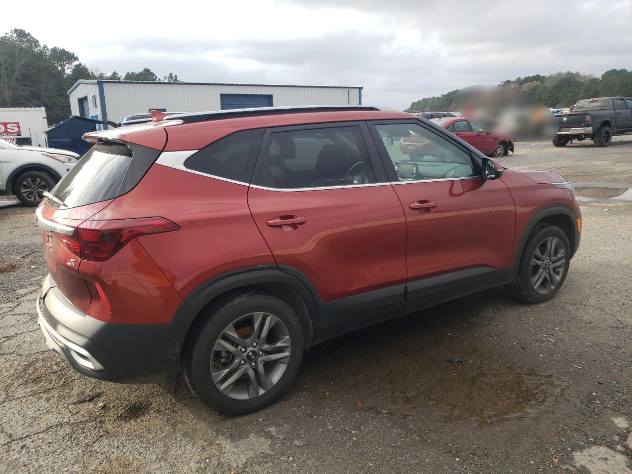2021 KIA Seltos VIN KNDEU2AA2M7044950 Copart auction photo, rear end / side damage thumbnail 3