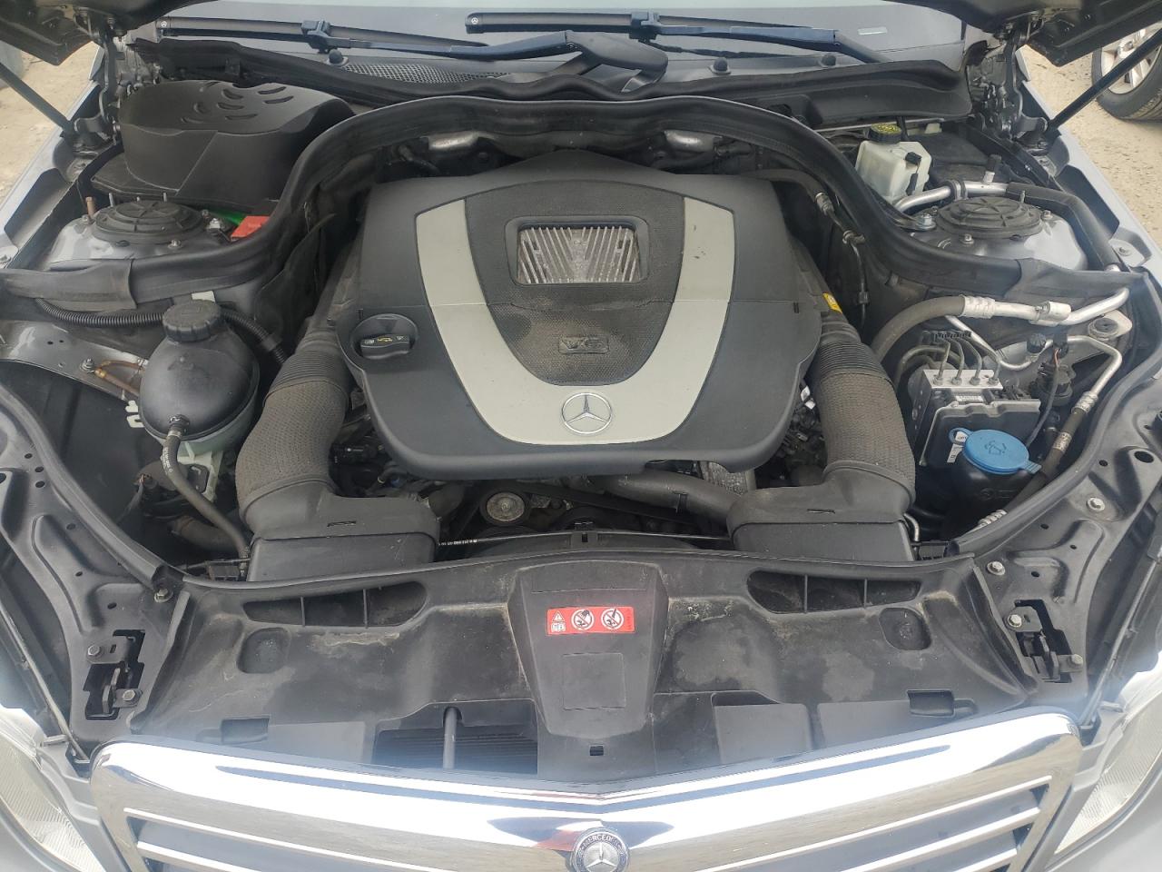 2010 Mercedes-Benz E-klasse VIN WDDHF8HB6AA098278 Copart auction photo, side damage thumbnail 11