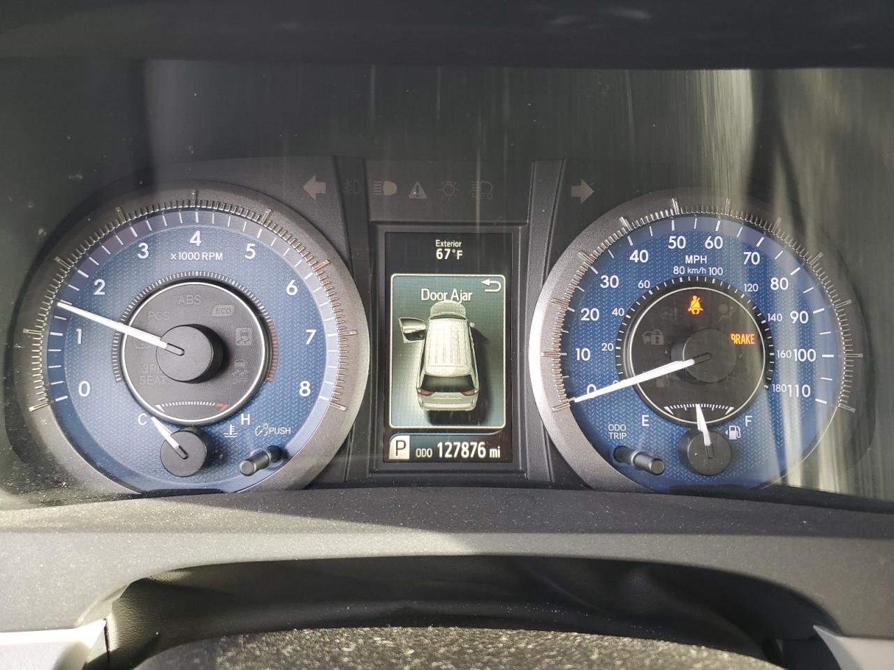 2015 Toyota Sienna VIN 5TDYK3DC6FS654073 Copart auction photo, all over damage thumbnail 9