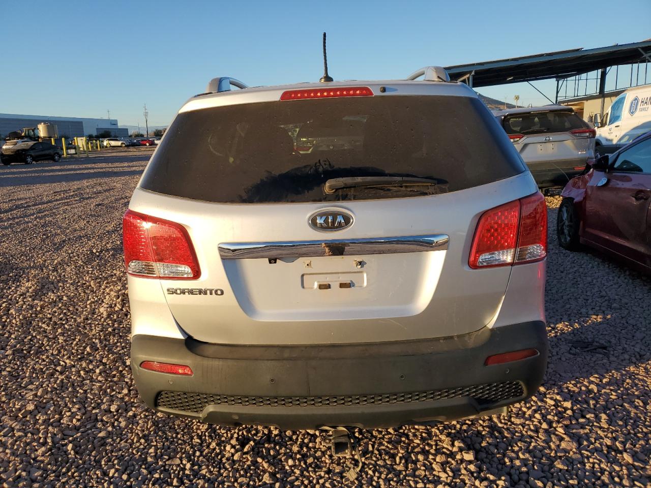 2011 KIA Sorento VIN 5XYKT3A16BG153987 Copart auction photo, front end damage thumbnail 6