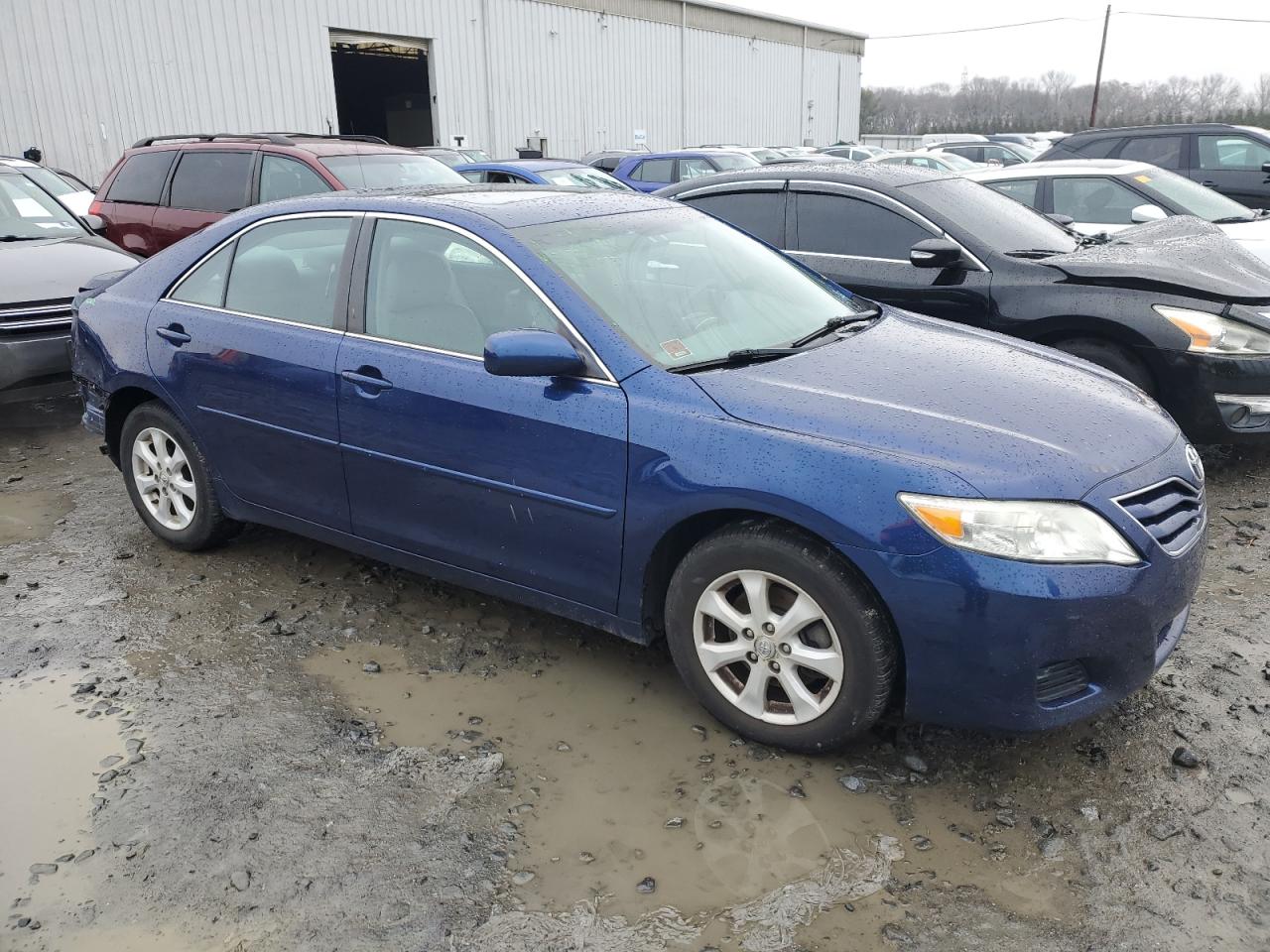 2011 Toyota Camry VIN 4T1BF3EK0BU633480 Copart auction photo, rear end damage thumbnail 4