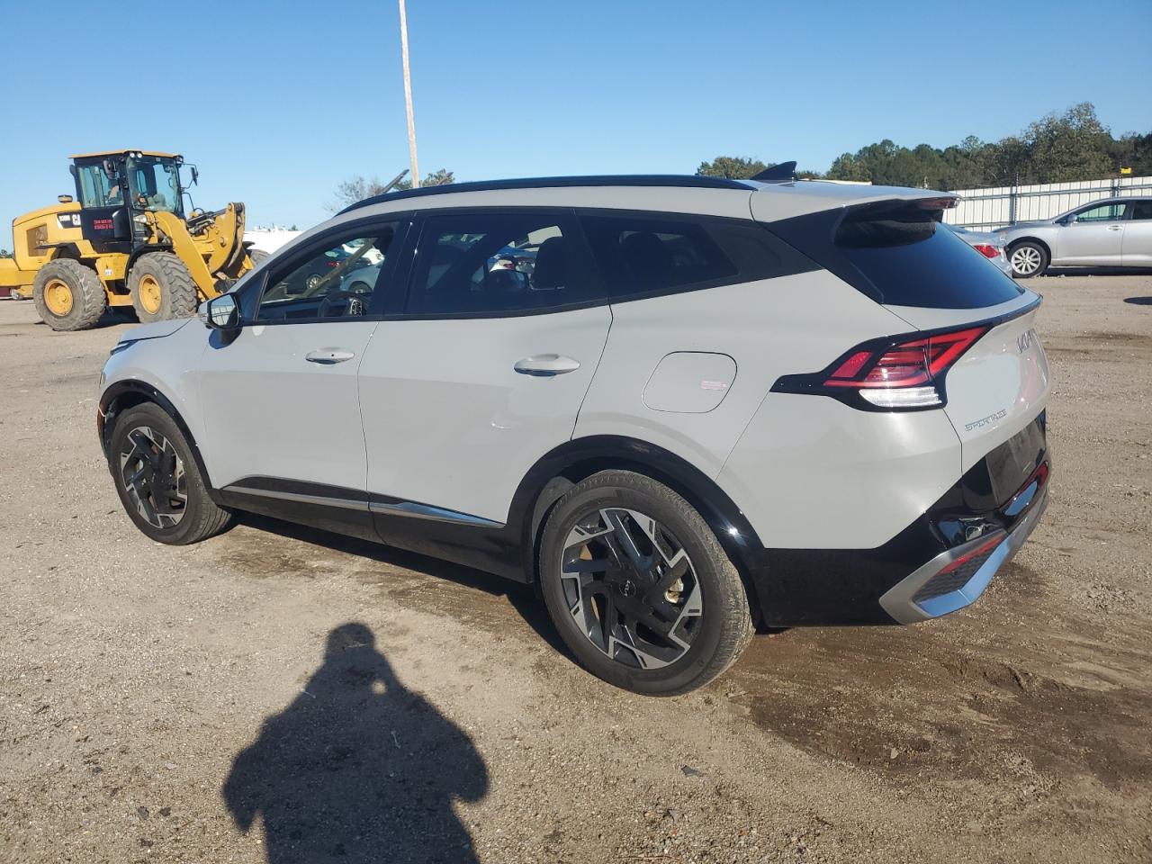 2023 KIA Sportage VIN 5XYK53AF5PG069303 Copart auction photo, front end damage thumbnail 2