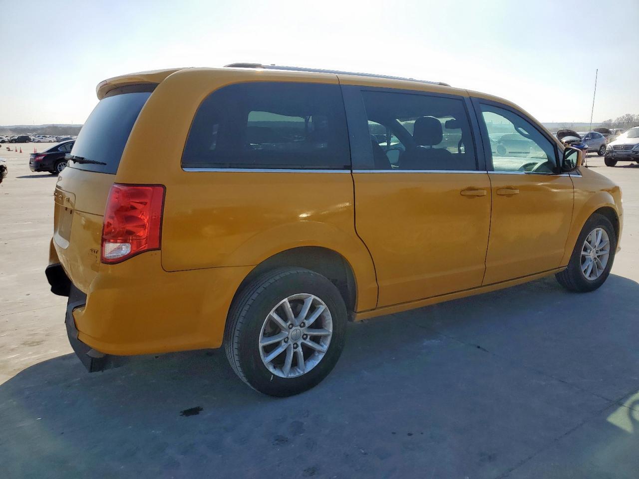 2020 Dodge Caravan VIN 2C4RDGCG8LR196731 Copart auction photo, rear end damage thumbnail 3