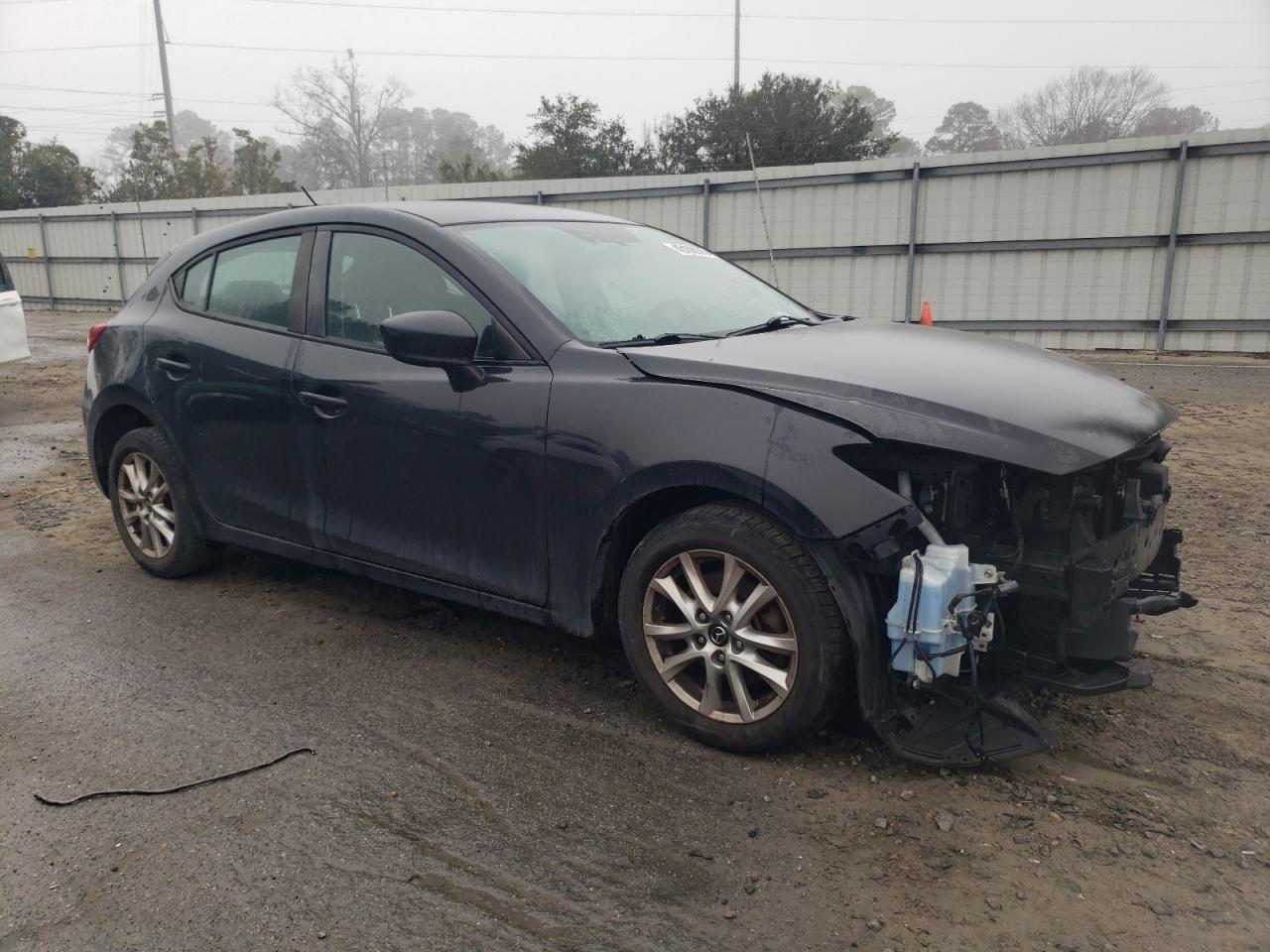 2017 Mazda 3 VIN 3MZBN1K7XHM136605 Copart auction photo, front end damage thumbnail 4