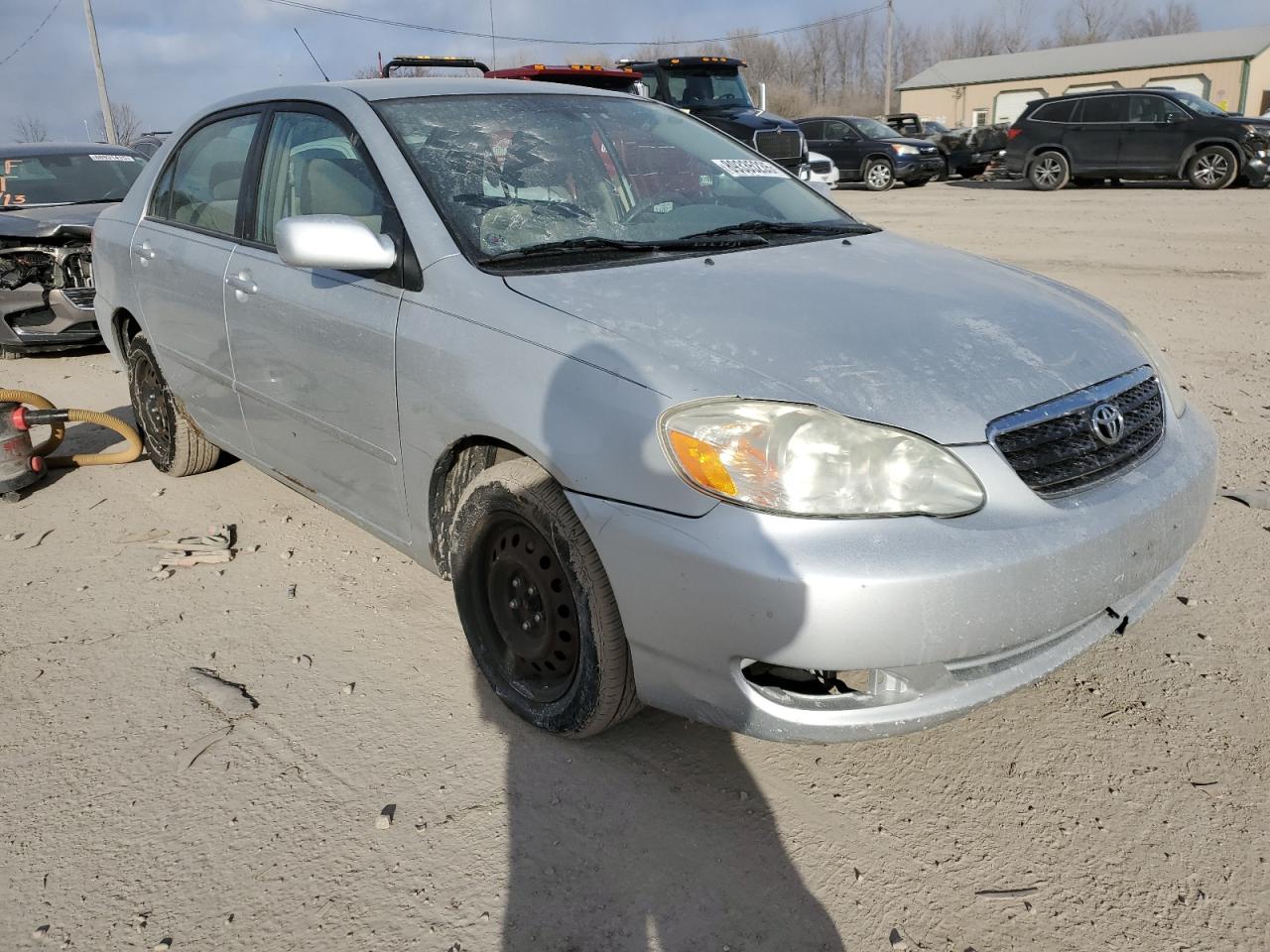 2005 Toyota Corolla VIN 1NXBR32E45Z540231 Copart auction photo, front end / side damage thumbnail 4