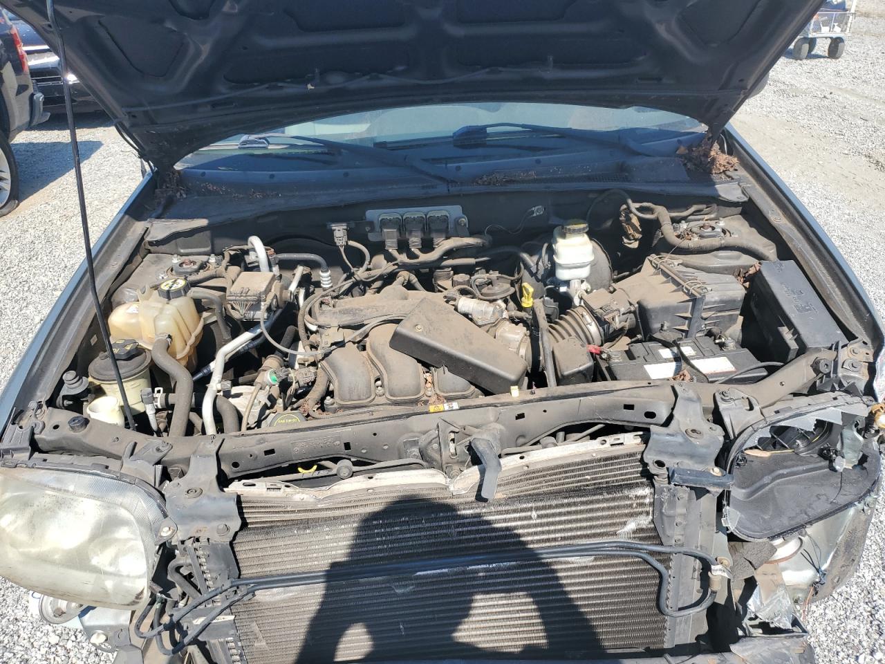 2006 Ford Escape VIN 1FMYU03156KA18188 Copart auction photo, front end damage thumbnail 11