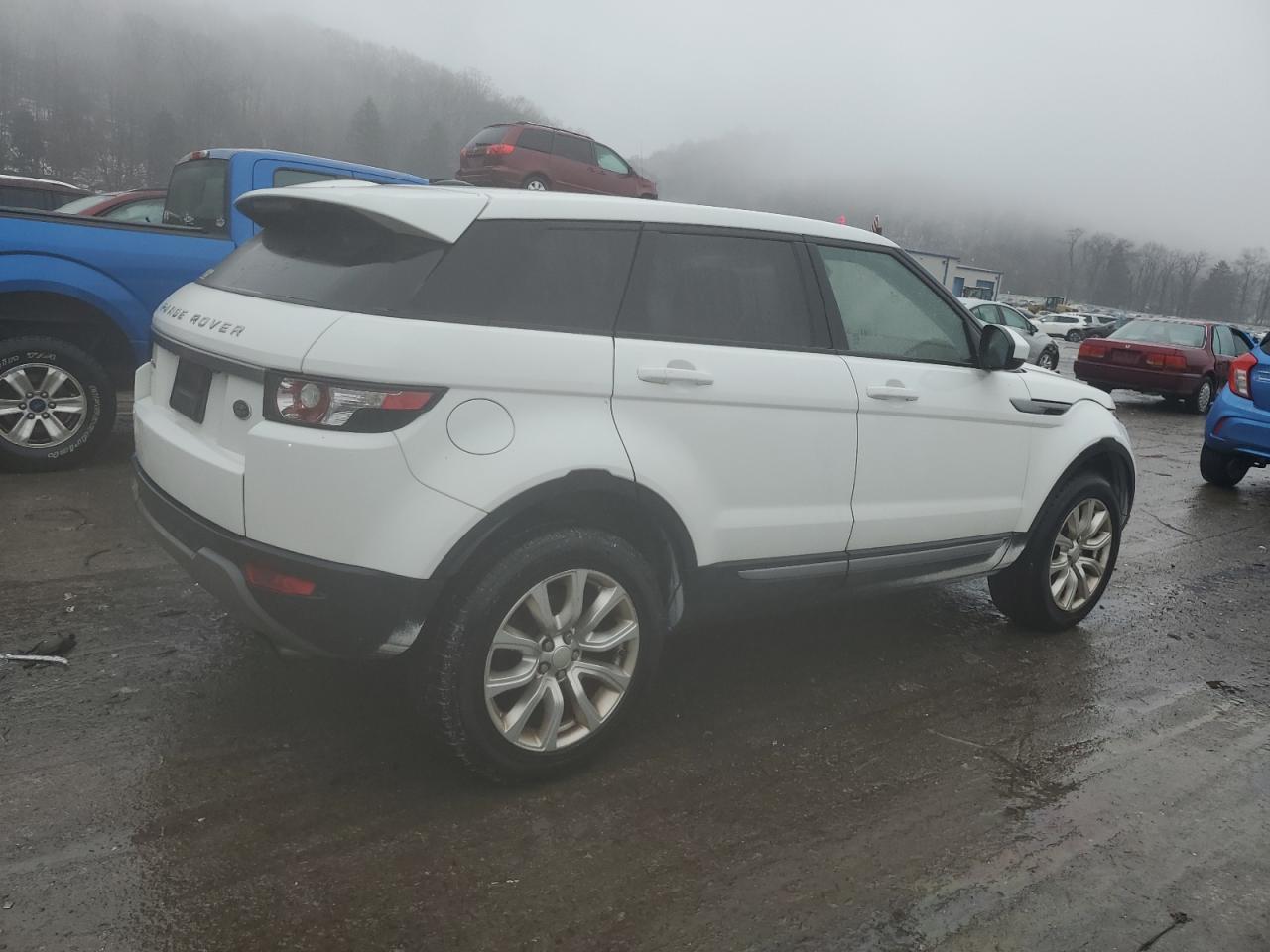 2015 Land Rover Range Rover VIN SALVN2BG0FH048775 Copart auction photo, mechanical damage thumbnail 3