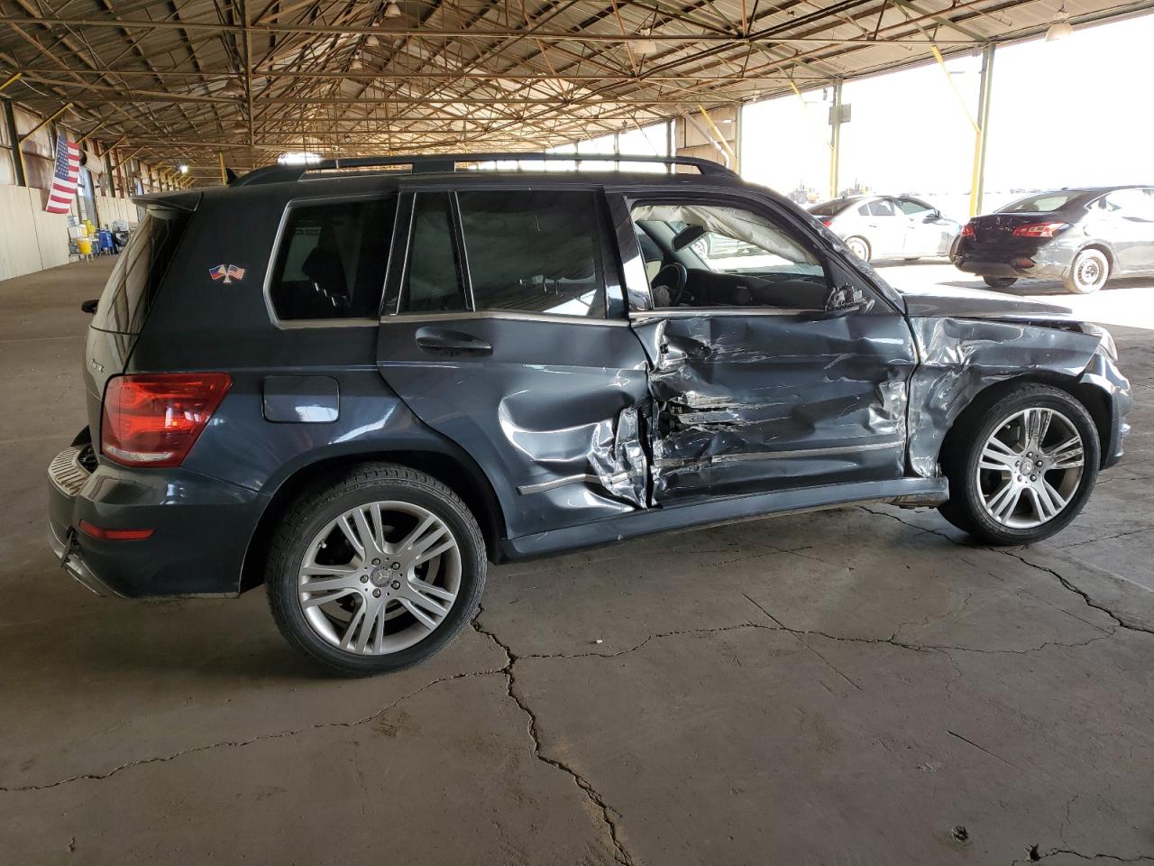 2015 Mercedes-Benz GLK-klasse VIN WDCGG8JB0FG427391 Copart auction photo, all over damage thumbnail 3