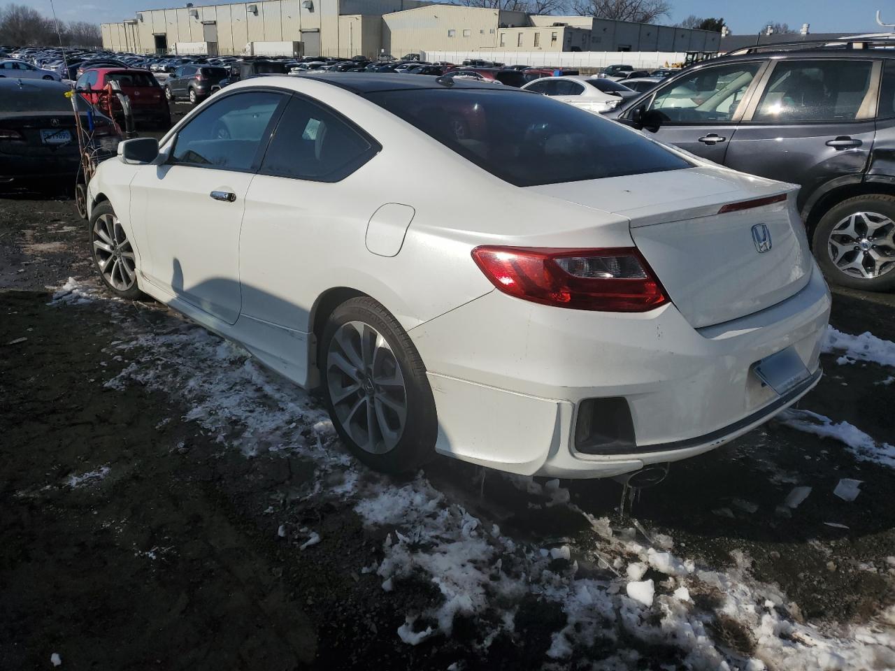 2014 Honda Accord VIN 1HGCT2B87EA004777 Copart auction photo, side damage thumbnail 2