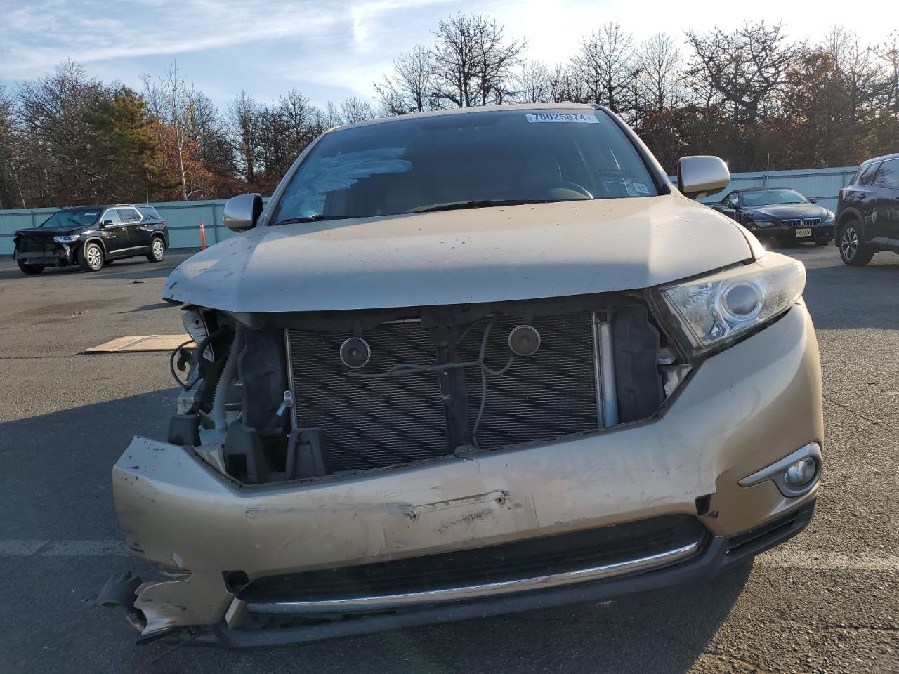 2011 Toyota Highlander VIN 5TDDK3EH1BS066374 Copart auction photo, front end / side damage thumbnail 5
