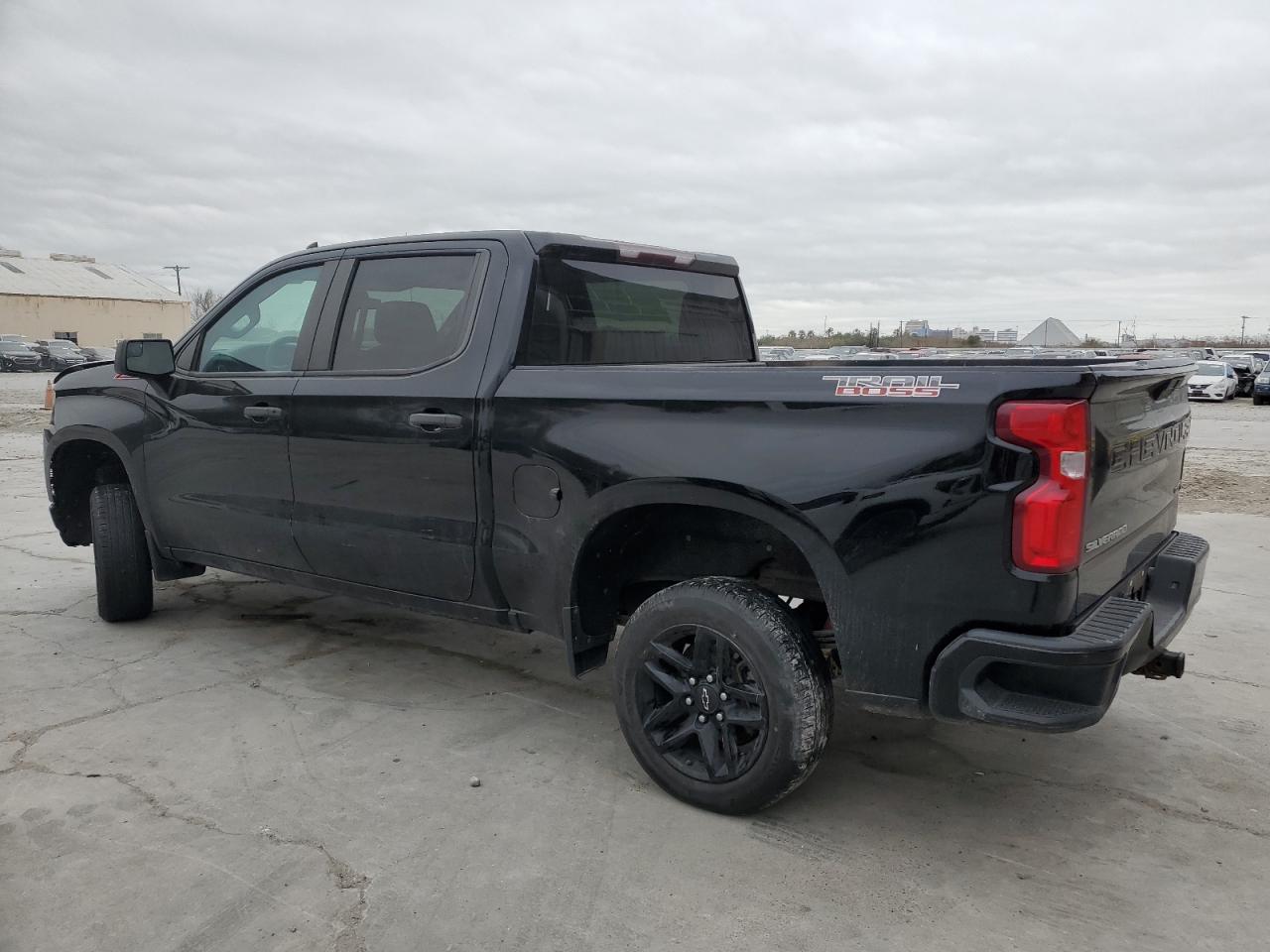2020 Chevrolet Silverado VIN 3GCPYCEF9LG145284 Copart auction photo, front end / side damage thumbnail 2