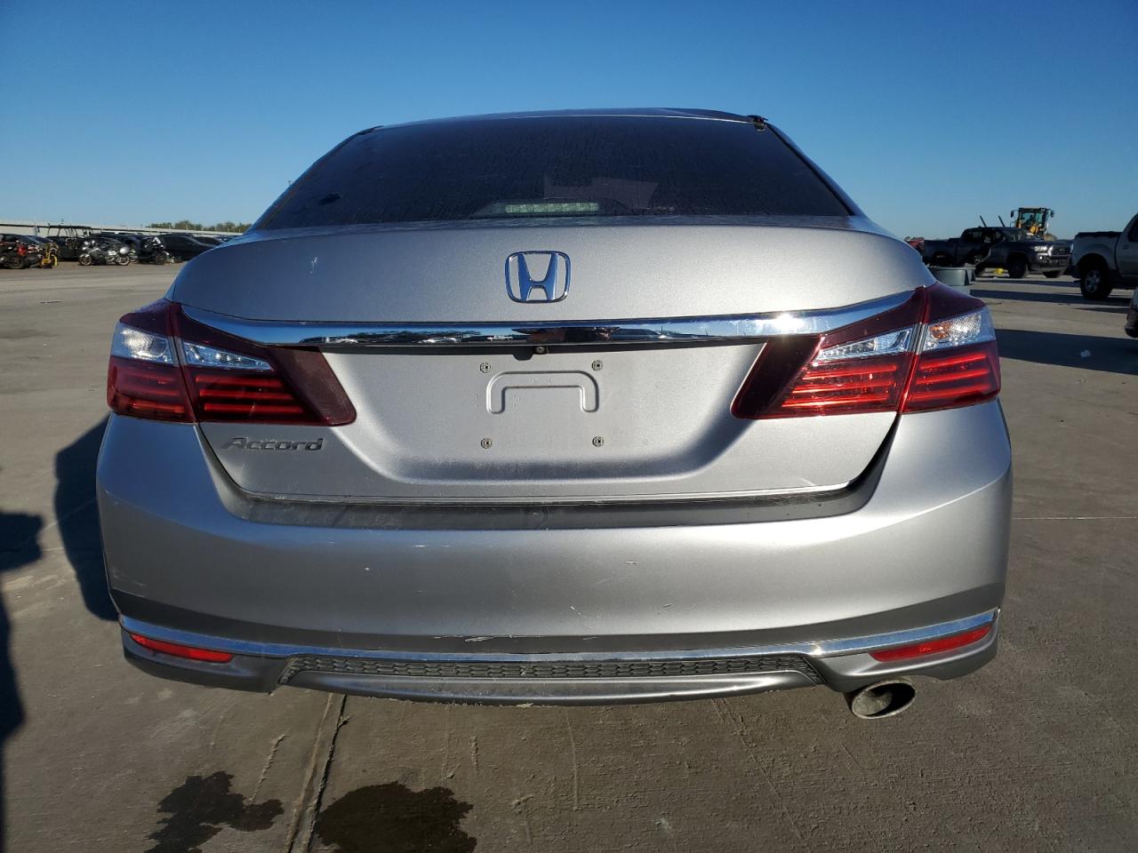 2017 Honda Accord VIN 1HGCR2F36HA188627 Copart auction photo, front end damage thumbnail 6