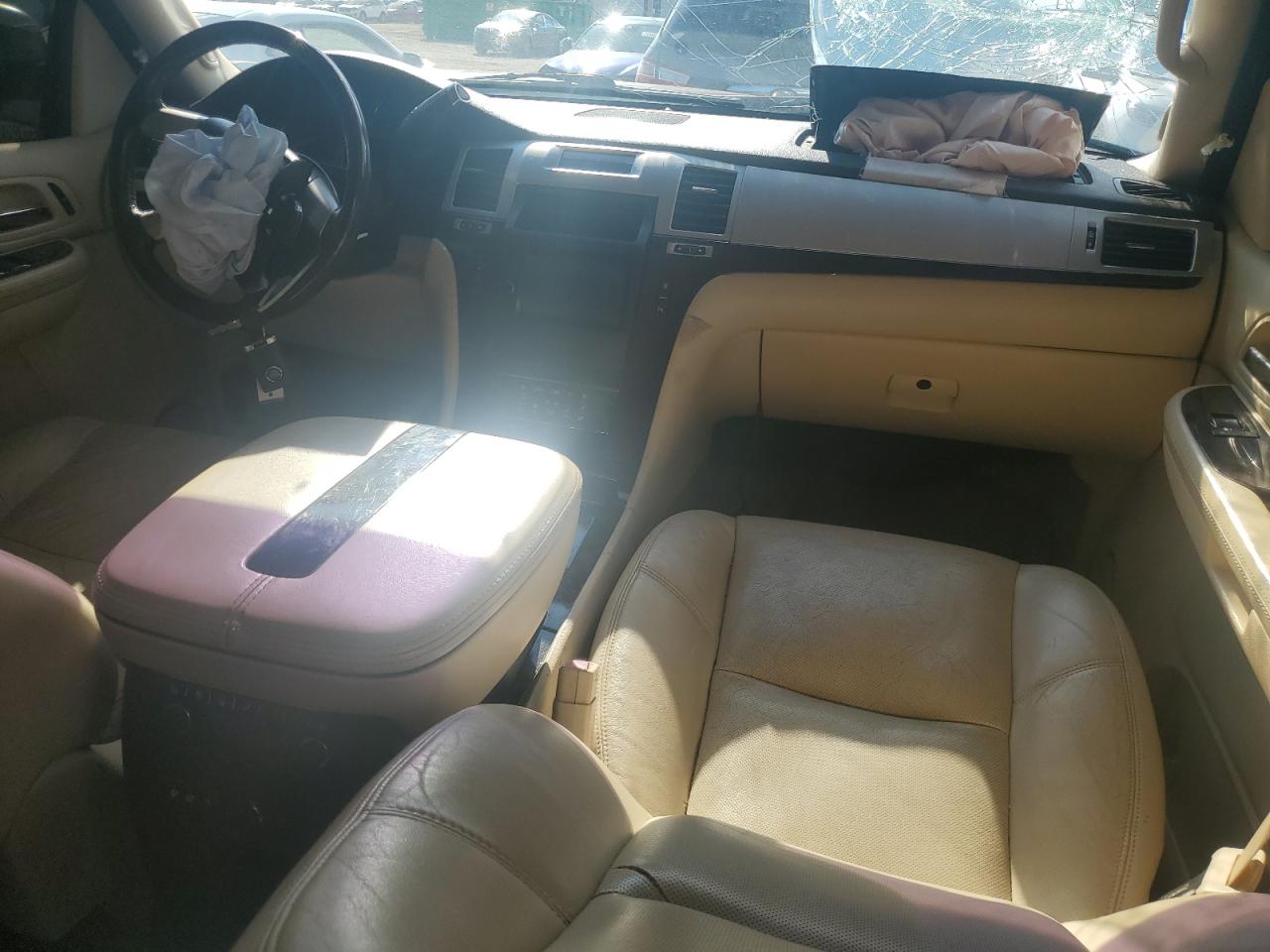 2008 Cadillac Escalade VIN 1GYFK63878R169684 Copart auction photo, front end / rear end damage thumbnail 8