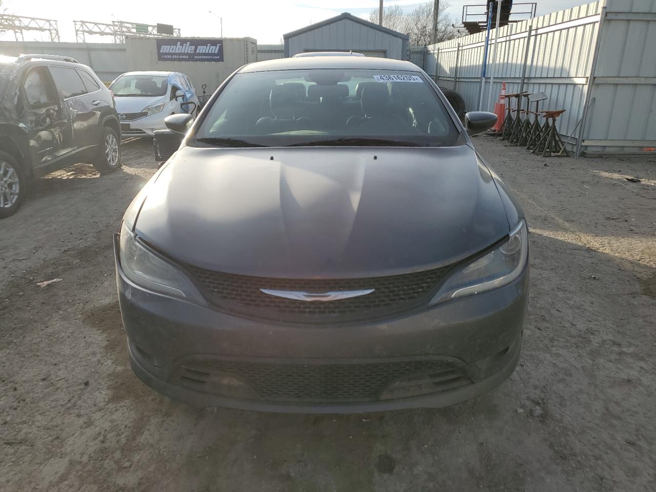 2015 Chrysler 200 VIN 1C3CCCDG9FN540556 Copart auction photo, side / front end damage thumbnail 5