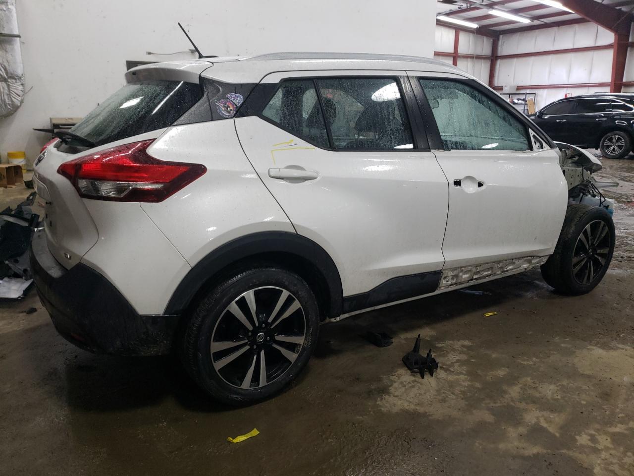 2018 Nissan Kicks VIN 3N1CP5CUXJL539494 Copart auction photo, front end damage thumbnail 3