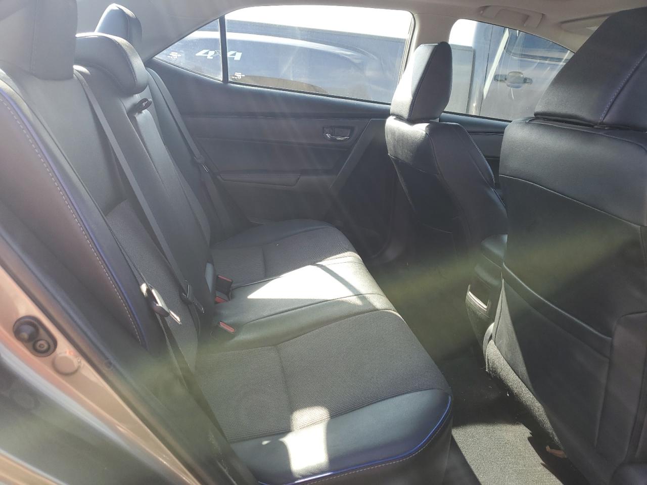 2018 Toyota Corolla VIN 5YFBURHE8JP782489 Copart auction photo, side / rear end damage thumbnail 10