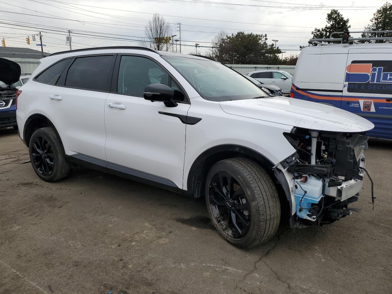 2023 KIA Sorento VIN 5XYRKDLF2PG239837 Copart auction photo, front end damage thumbnail 4