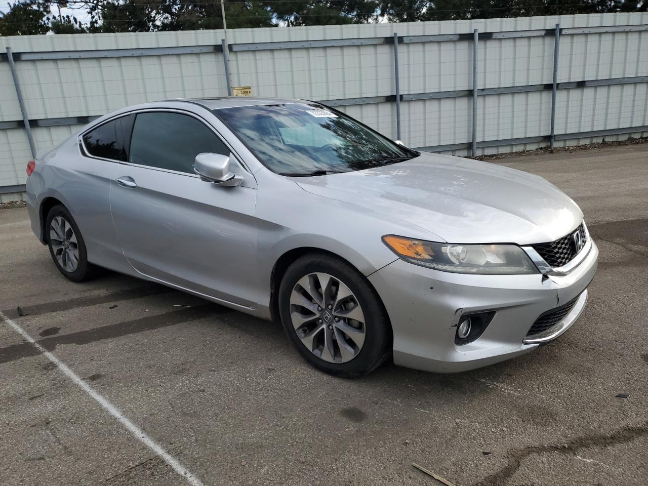 2015 Honda Accord VIN 1HGCT1B79FA002497 Copart auction photo, front end / side damage thumbnail 4