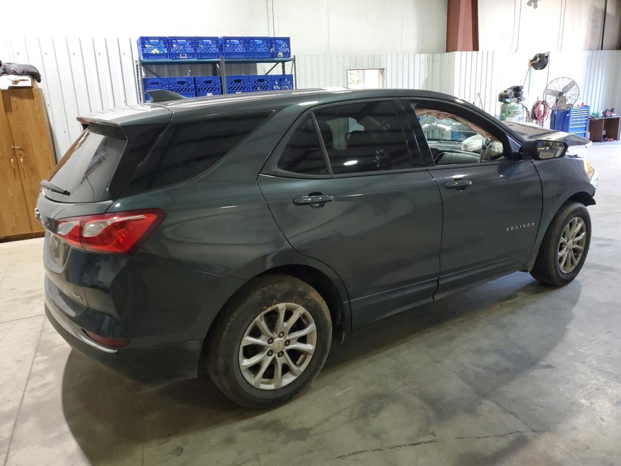 2018 Chevrolet Equinox VIN 2GNAXREV4J6251662 Copart auction photo, front end / minor dent/scratches damage thumbnail 3