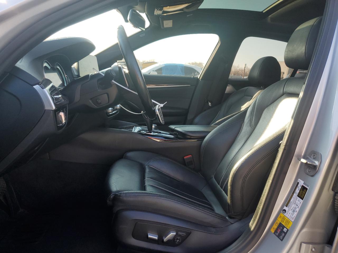 2018 BMW 5er VIN WBAJA9C51JB032925 Copart auction photo, water/flood / front end damage thumbnail 7