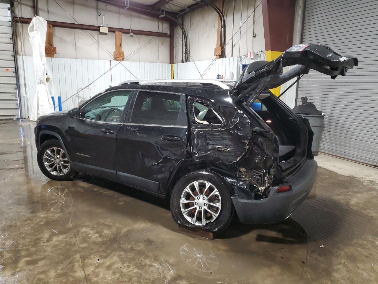 2019 Jeep Cherokee VIN 1C4PJMLX4KD126188 Copart auction photo, rear end / side damage thumbnail 2