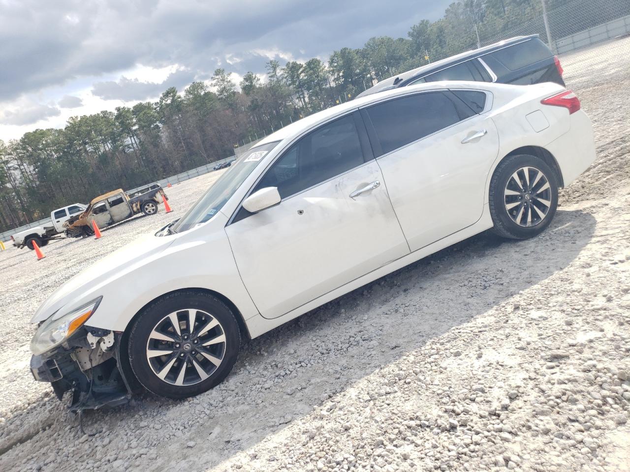 2017 Nissan Altima VIN 1N4AL3AP7HC219000