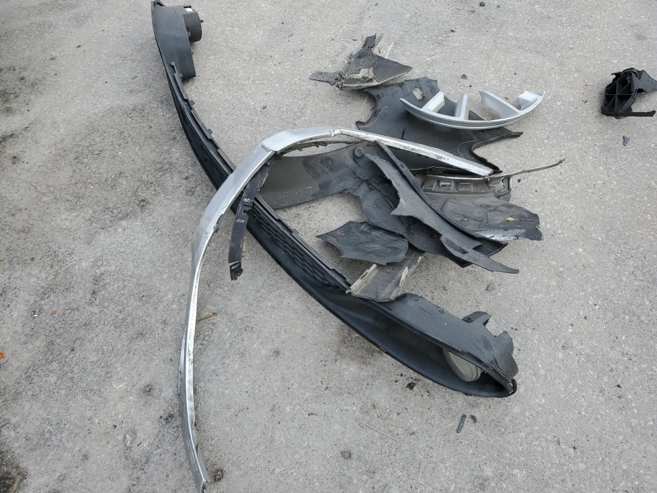 2019 Dodge Caravan VIN 2C4RDGCG7KR595662 Copart auction photo, front end / side damage thumbnail 13