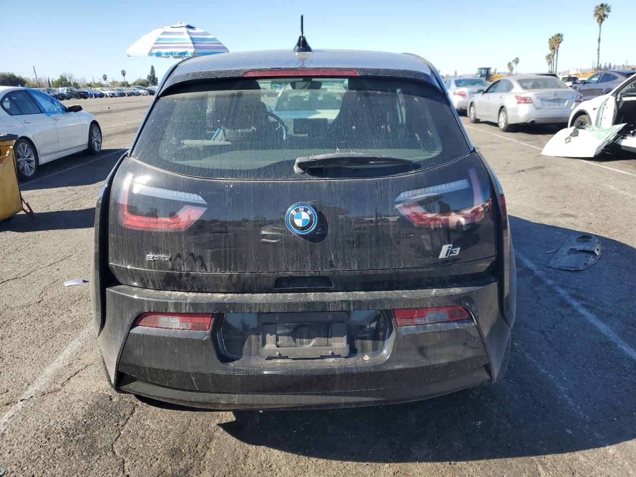 2016 BMW i3 VIN WBY1Z4C50GV507954 Copart auction photo, side / minor dent/scratches damage thumbnail 6