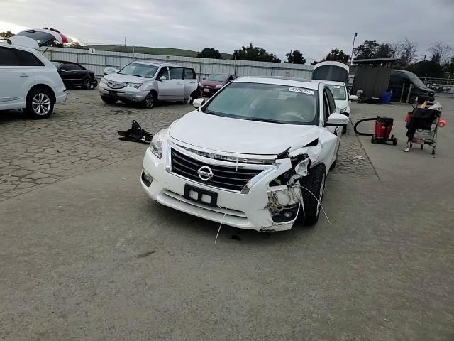 2015 Nissan Altima VIN 1N4AL3AP3FN308273 Copart auction photo, front end damage thumbnail 11