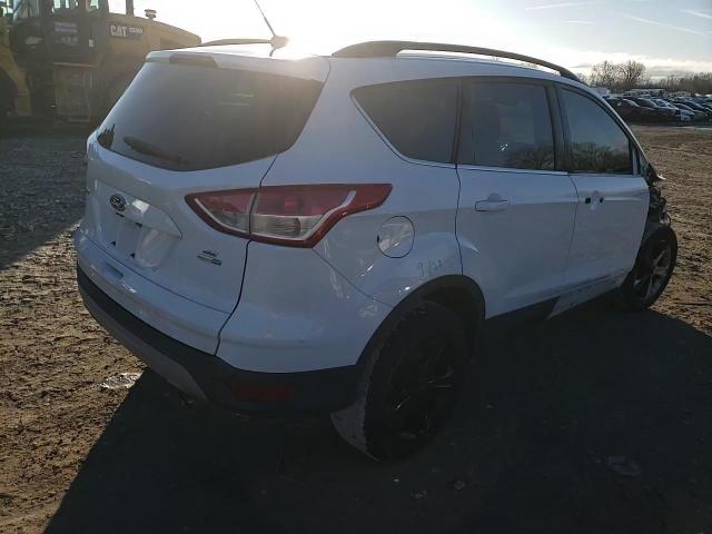 2016 Ford Escape VIN 1FMCU9GX0GUB94391 Copart auction photo, front end / minor dent/scratches damage thumbnail 12