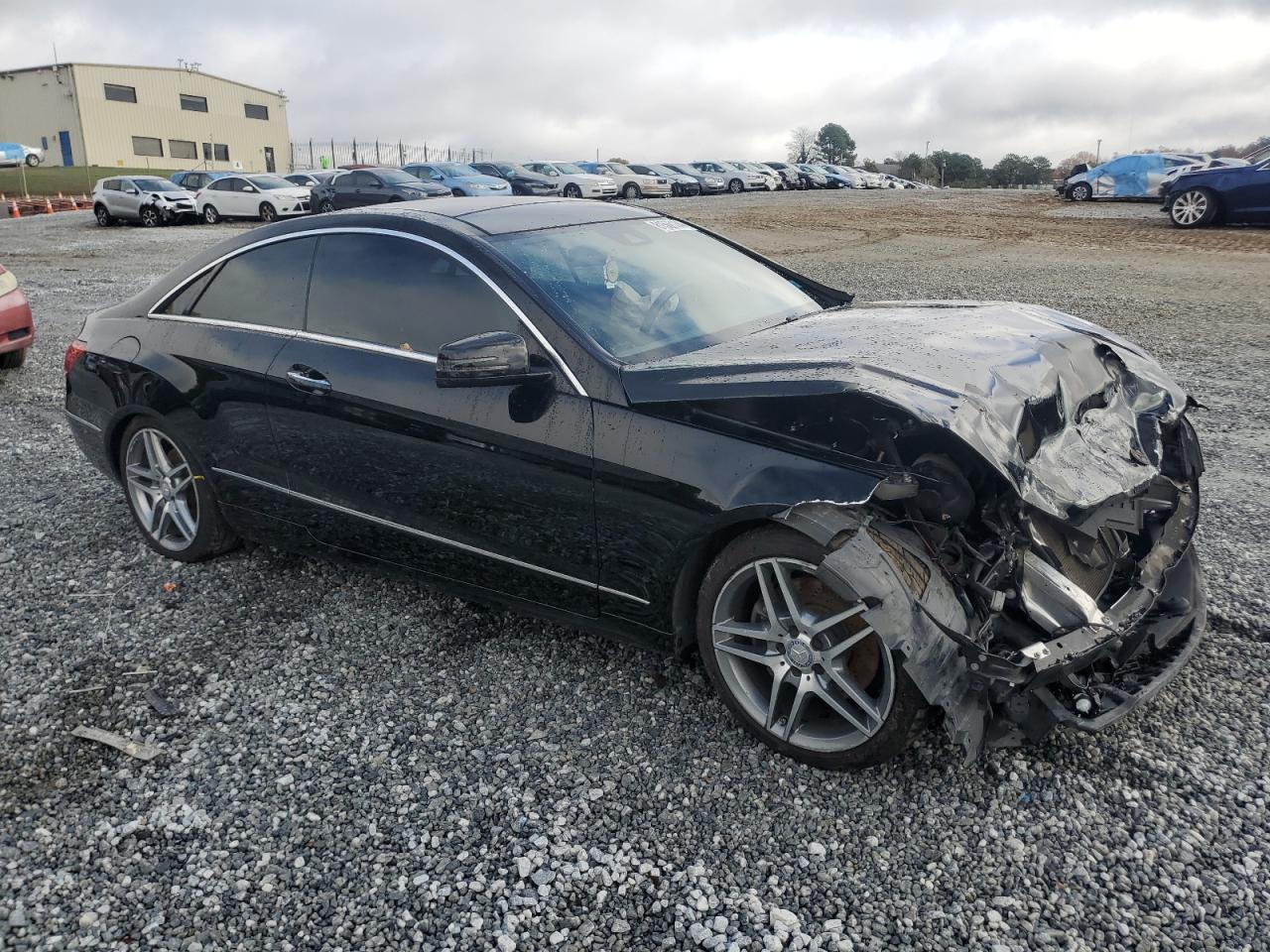 2014 Mercedes-Benz E-klasse VIN WDDKJ5KB4EF247002 Copart auction photo, front end damage thumbnail 4