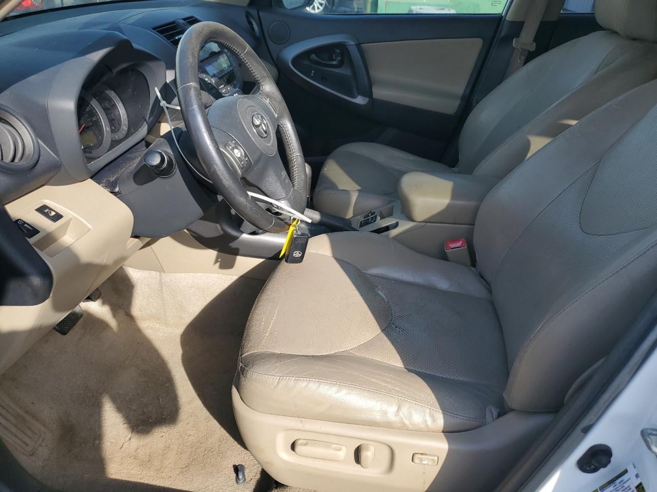 2011 Toyota RAV 4 VIN 2T3DK4DV7BW060140 Copart auction photo, front end damage thumbnail 7