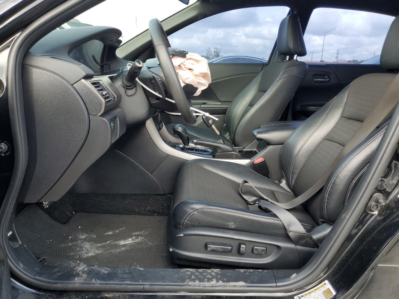 2017 Honda Accord VIN 1HGCR2F5XHA283435 Copart auction photo, front end damage thumbnail 7