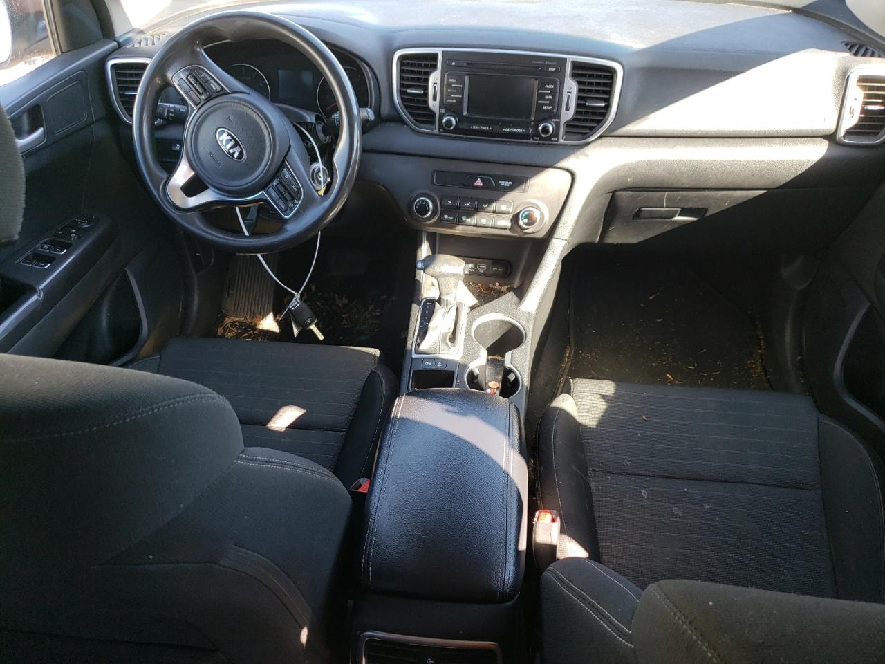2018 KIA Sportage VIN KNDPM3AC4J7450370 Copart auction photo, vandalism / hail damage thumbnail 8