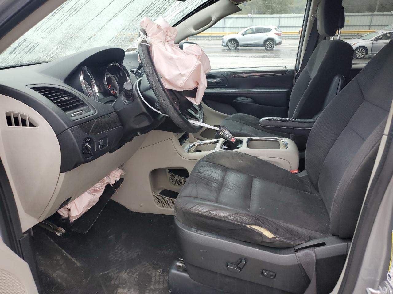 2015 Dodge Caravan VIN 2C4RDGCG7FR536066 Copart auction photo, front end / minor dent/scratches damage thumbnail 7
