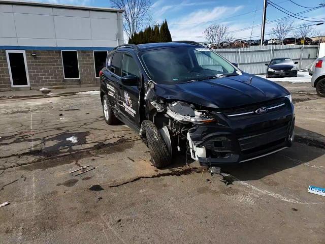 2016 Ford Escape VIN 1FMCU0GX6GUC01467 Copart auction photo, side / front end damage thumbnail 12
