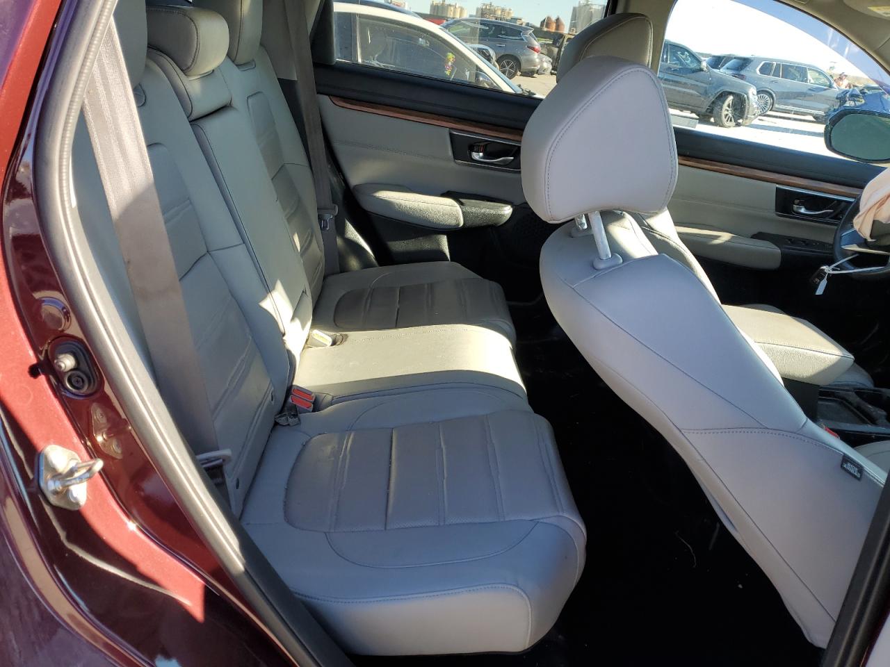 2019 Honda CR-V VIN 7FARW1H83KE008463 Copart auction photo, front end / minor dent/scratches damage thumbnail 12