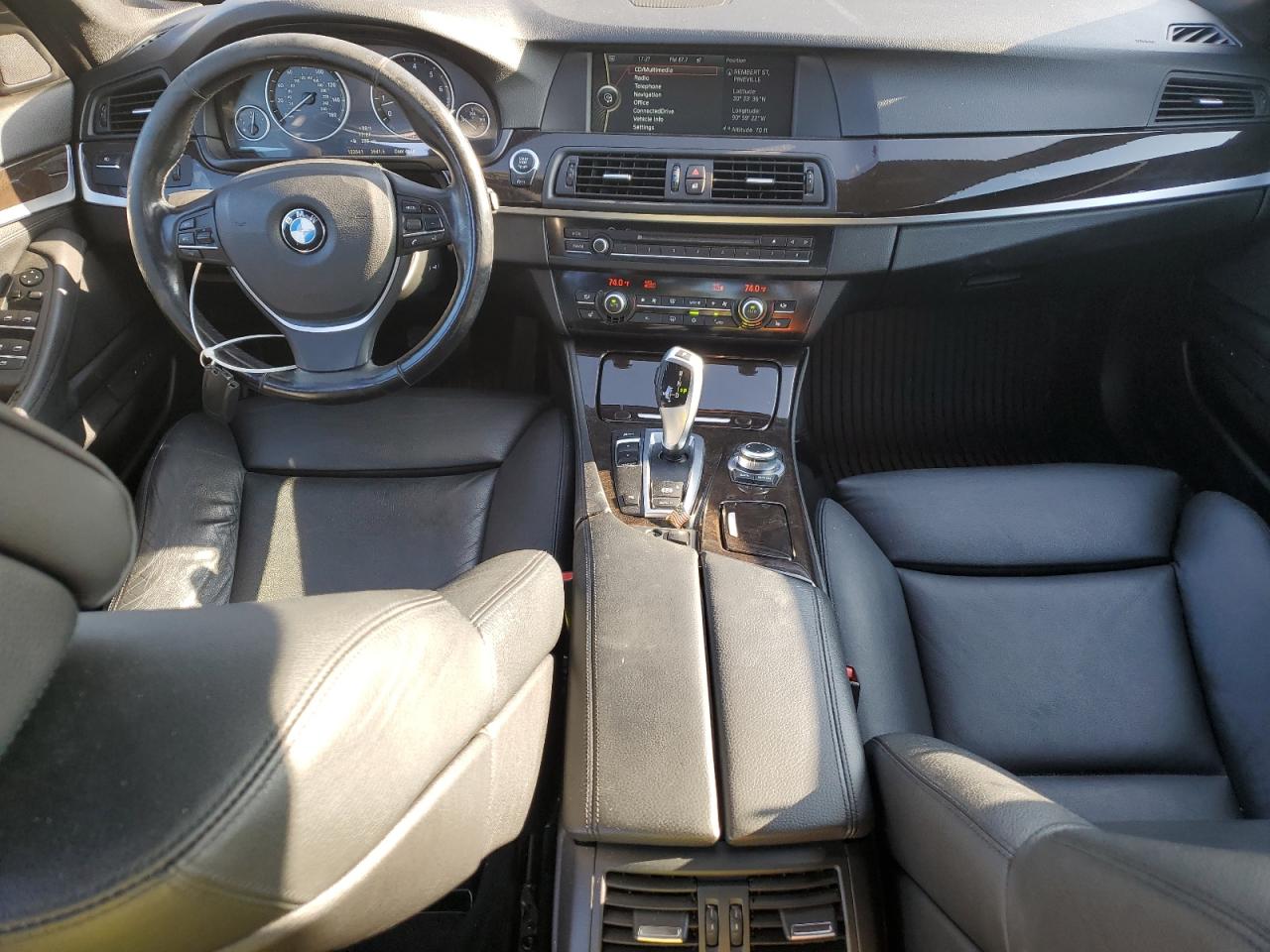 2012 BMW 5er VIN WBAFR7C58CC815238 Copart auction photo, front end / side damage thumbnail 8