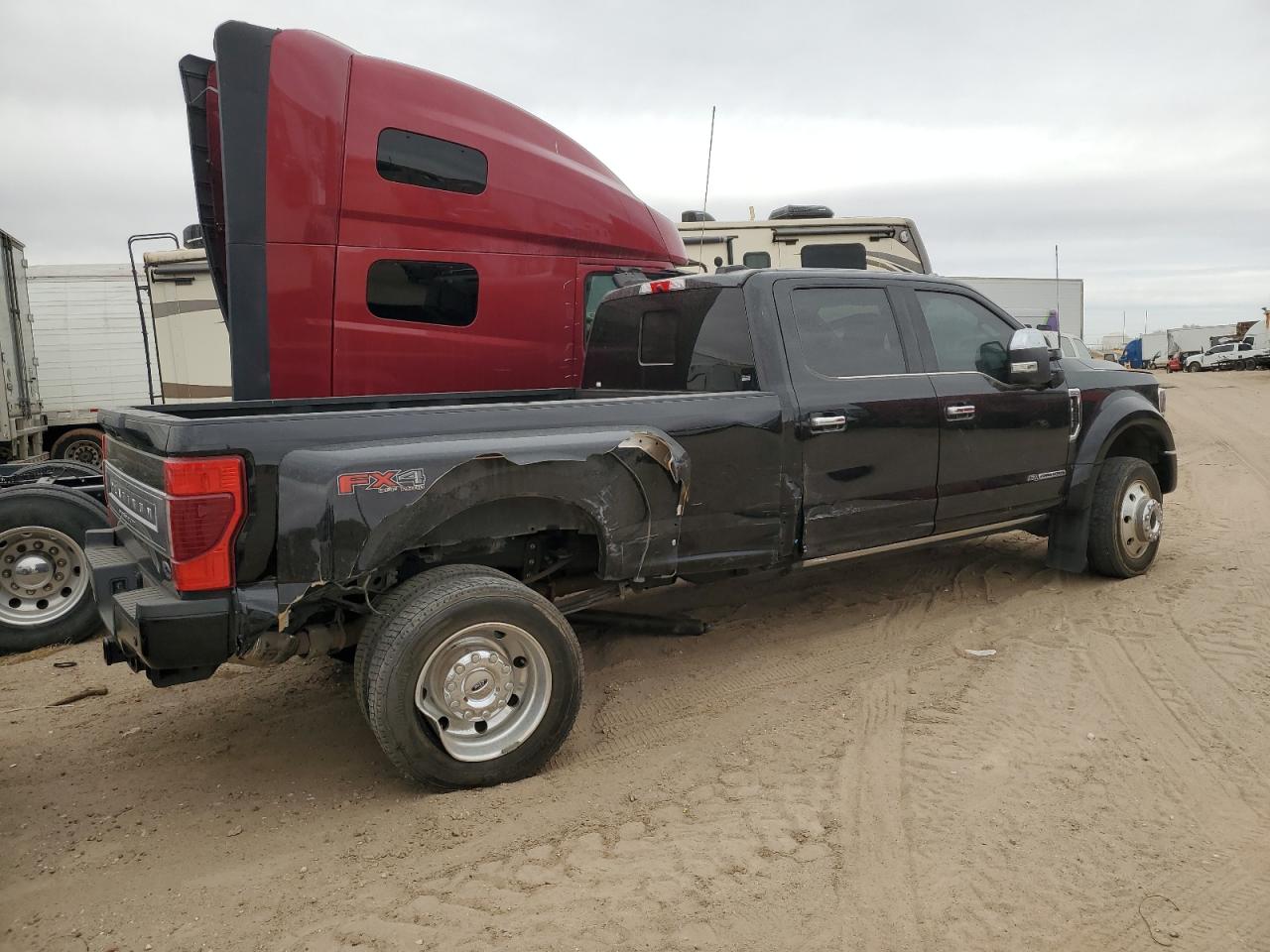 2022 Ford F450 VIN 1FT8W4DT5NEC32455 Copart auction photo, side / undercarriage damage thumbnail 3