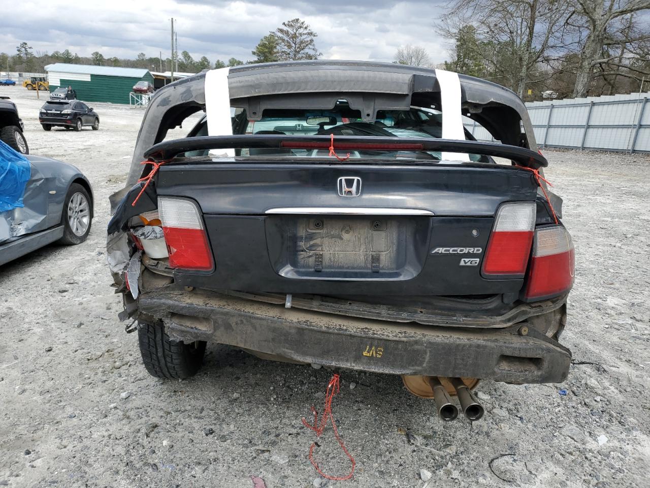 1996 Honda Accord VIN 1HGCE6671TA023583 Copart auction photo, rear end / side damage thumbnail 6