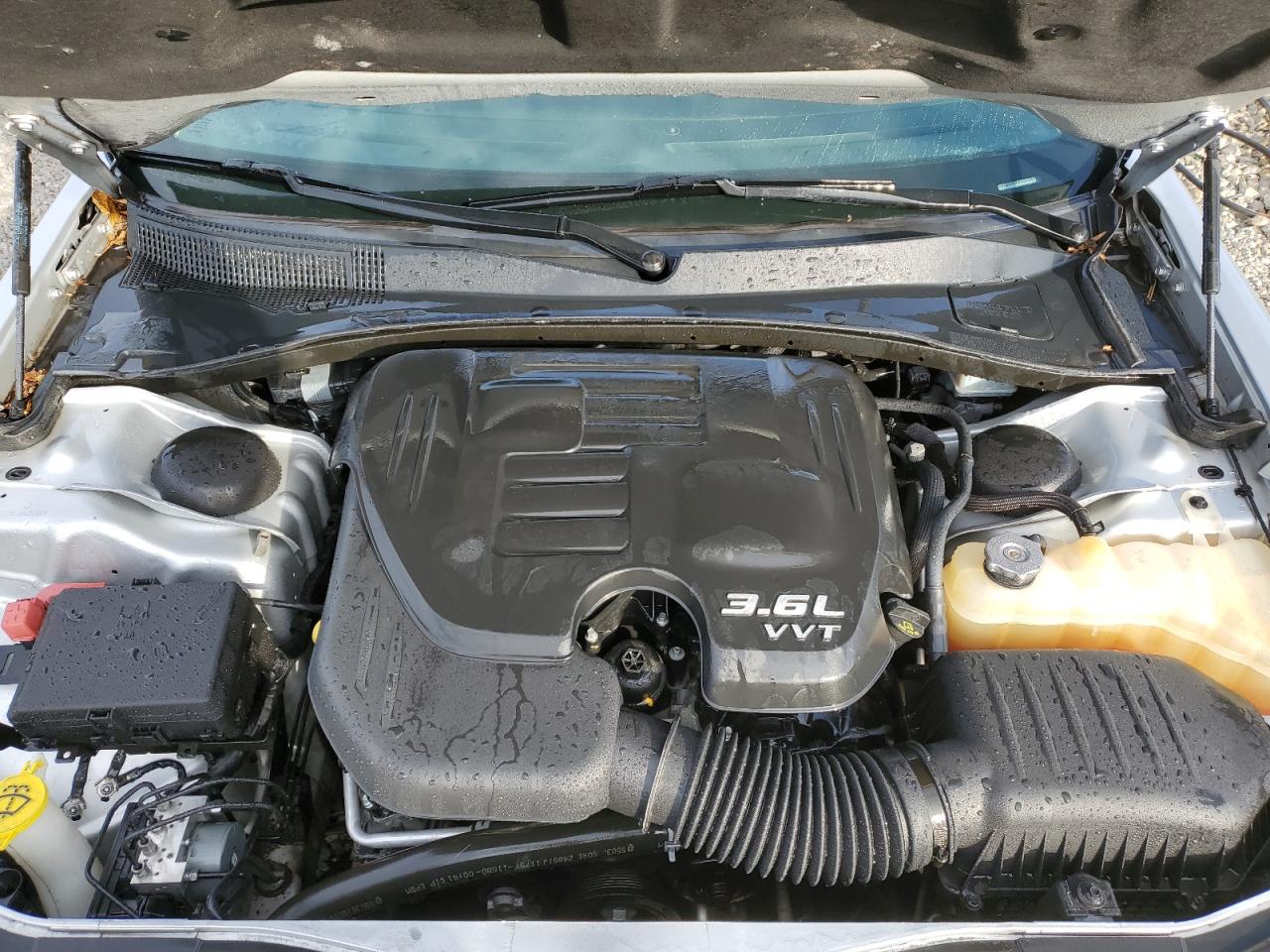 2019 Chrysler 300 VIN 2C3CCAAG2KH654488 Copart auction photo, side / front end damage thumbnail 11