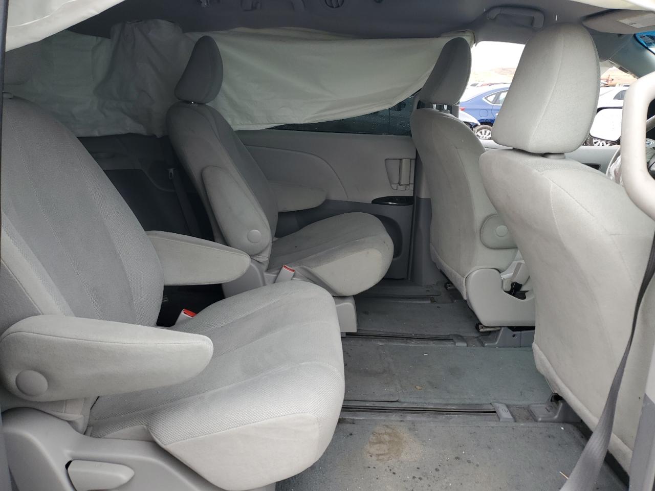 2014 Toyota Sienna VIN 5TDZK3DC8ES448045 Copart auction photo, front end damage thumbnail 12