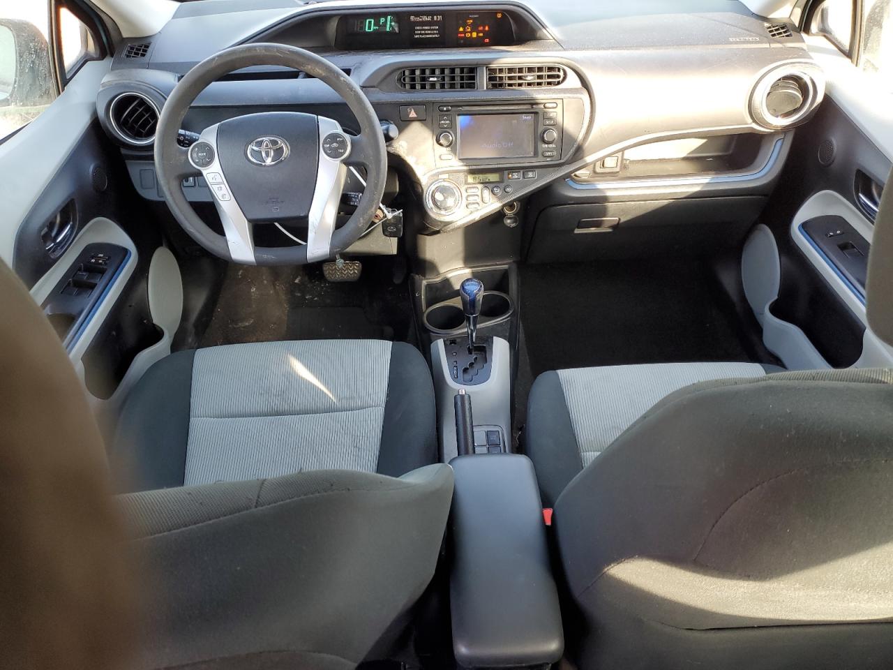 2013 Toyota Prius VIN JTDKDTB37D1035494 Copart auction photo, front end / minor dent/scratches damage thumbnail 8