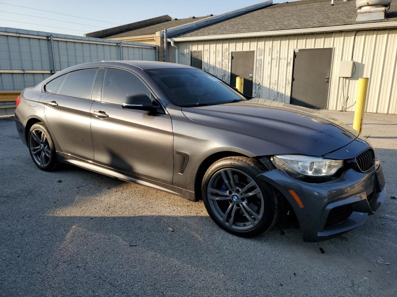 2015 BMW 4er VIN WBA4C9C5XFD331722 Copart auction photo, front end damage thumbnail 4